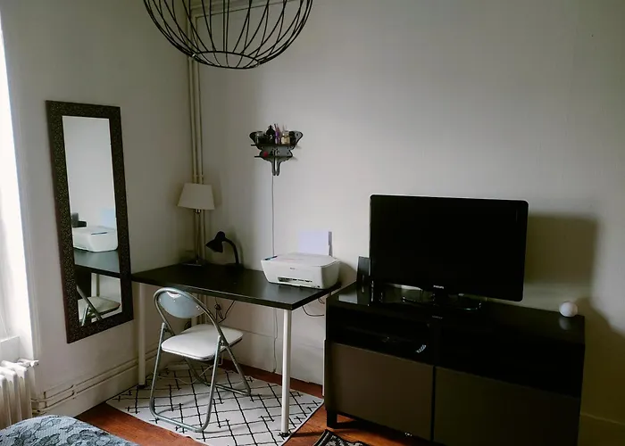 Chambre Vu Sur La Tour Eiffel